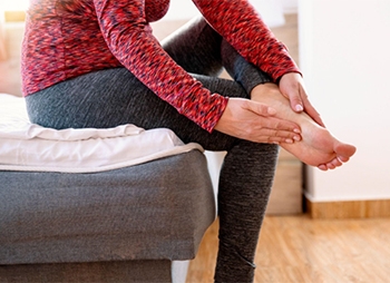 Plantar Fasciitis: New Treatment Options That Go Beyond Stretching