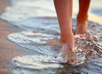 Tips to Keep Your Feet Healthy This Summer